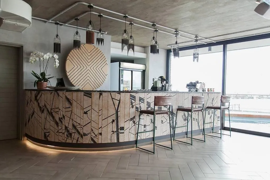 Apartment 622 Gorgeous Studio In Wex 1 Woodstock Cape Town South Africa